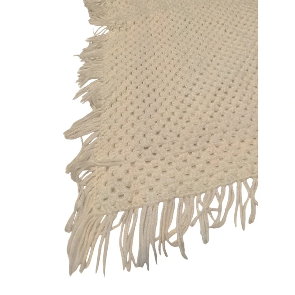 Handmade White Crochet Baby Blanket Fringe Trim Square Nursery Afghan 36x36
